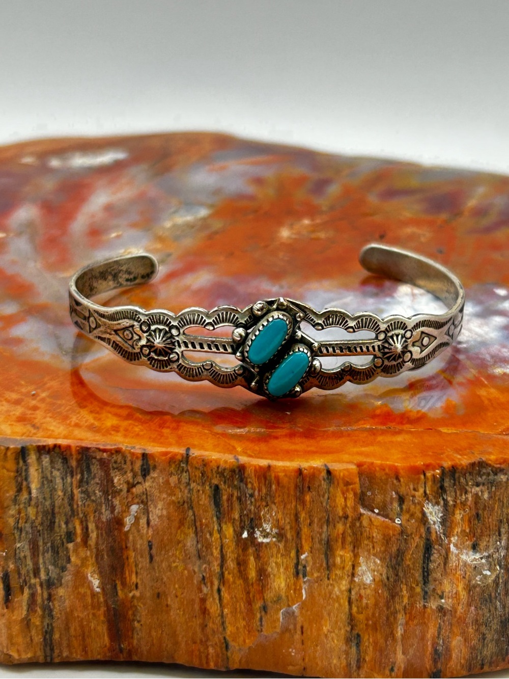 Southwest Sterling Silver Turquoise Bangle / Cuff Bracelet
